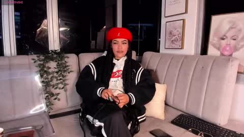 Snapshot of cleo__smith chatting on 10-01-25, 02:17 Cleo smith online show from 10-01-25, 02:17