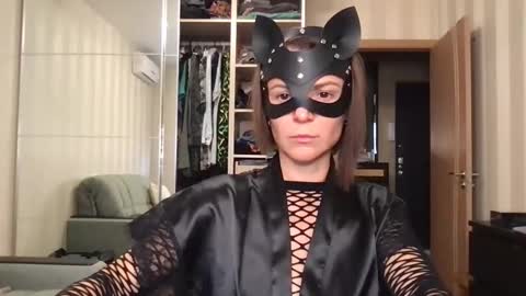 Snapshot of cleo_catra chatting on 09-25-25, 12:09 cleo_catra online show from 09-25-25, 12:09