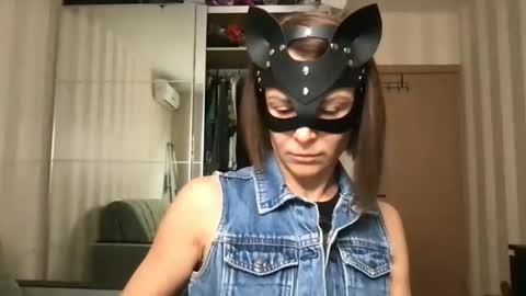 Snapshot of cleo_catra chatting on 10-04-25, 12:58 cleo_catra online show from 10-04-25, 12:58
