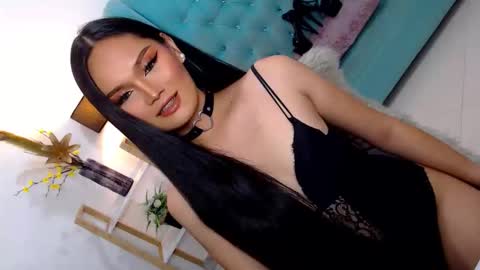 Cleo online show from 11-09-25, 01:04