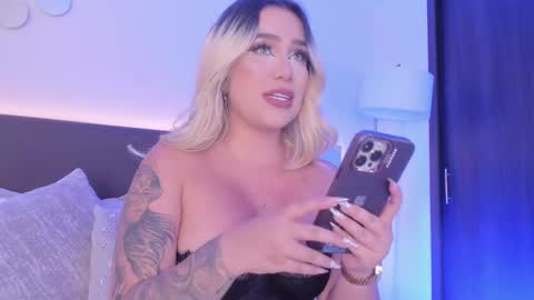 Snapshot of cleojhonson chatting on 02-24-25, 04:05 . Cleo Jhonson . online show from 02-24-25, 04:05