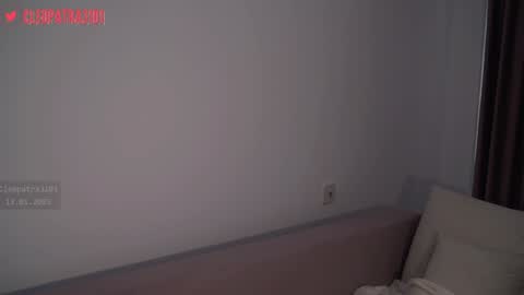 Cleopatra online show from 01-13-25, 10:47