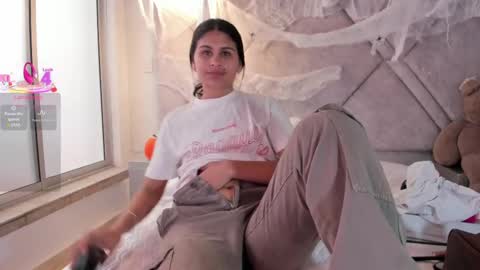 Cleopatra online show from 10-06-25, 07:11