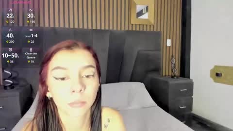 Snapshot of cleowhite_ chatting on 09-20-25, 04:02 cleowhite_ online show from 09-20-25, 04:02
