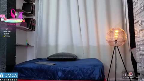 Clhoe online show from 10-09-25, 03:04