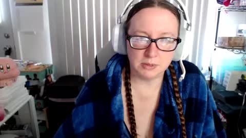 Kate online show from 01-22-25, 04:12
