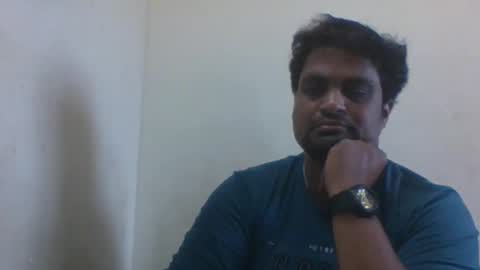 Snapshot of clitorisgspot69 chatting on 03-25-26, 05:57 Raj online show from 03-25-26, 05:57