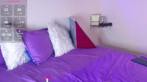 Snapshot of cloe_bridge chatting on 10-26-25, 03:01 Cloe Bridgee online show from 10-26-25, 03:01