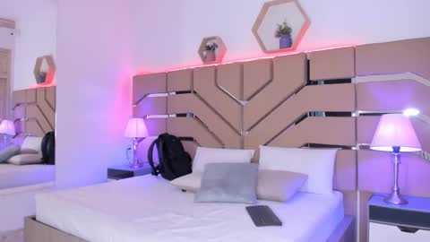 Cloe Online de 600 a 1400 online show from 09-26-25, 11:25