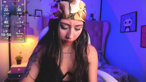 Cloe  online show from 12-15-24, 08:25
