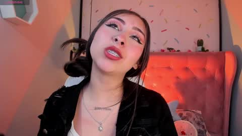 Cloe  online show from 02-01-25, 09:19