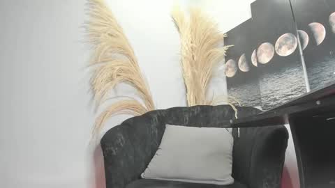 Cloe online show from 10-26-25, 02:56