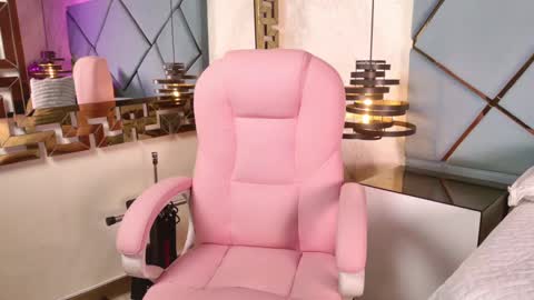 Cloe  online show from 10-03-25, 11:51