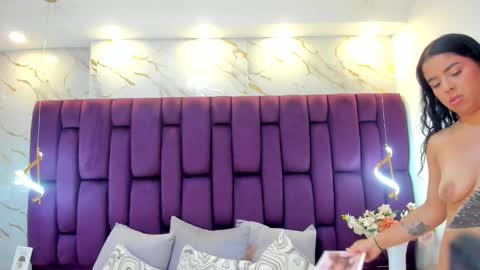 Snapshot of cloe_spencer chatting on 11-07-25, 05:13 Cloe online show from 11-07-25, 05:13