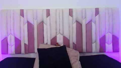 Cloe  Stanfort online show from 10-18-25, 07:14