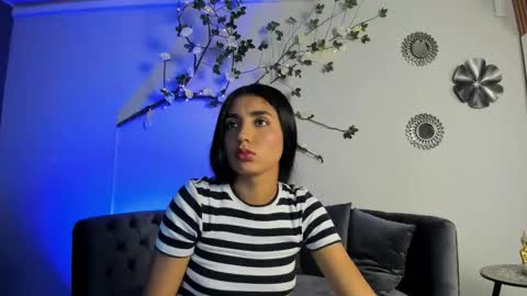 CLOE  online show from 11-03-25, 07:59