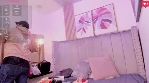 Snapshot of cloe_x_billy chatting on 02-04-26, 08:14 Cloe x Billy online show from 02-04-26, 08:14