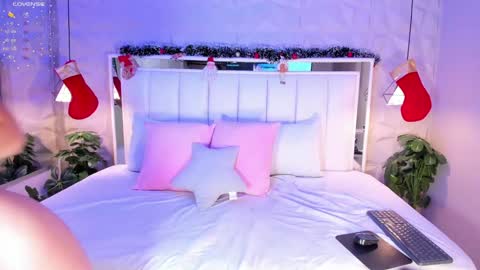 Cloe Harp  online show from 12-26-24, 11:32