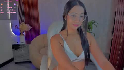 Cloe online show from 09-16-25, 01:34