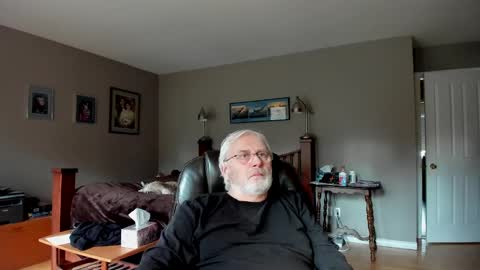 cloudalert62 online show from 12-15-24, 07:53