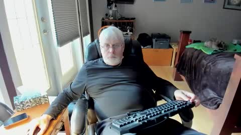 cloudalert62 online show from 03-11-26, 04:24