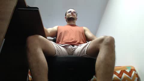 cloudsxxx17 online show from 09-10-25, 03:34
