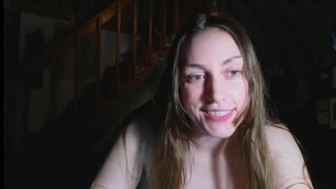 Snapshot of clover_tully chatting on 03-11-25, 07:26 Clover online show from 03-11-25, 07:26