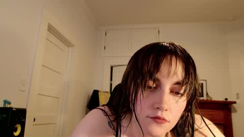 Clover online show from 02-16-26, 09:49