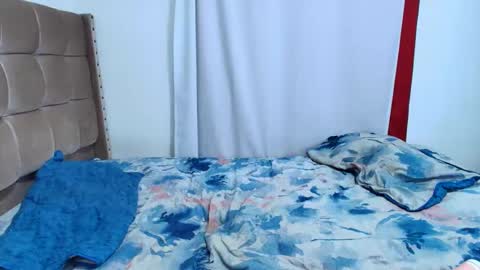 Snapshot of cloverrmoon chatting on 11-07-25, 06:24 clover online show from 11-07-25, 06:24