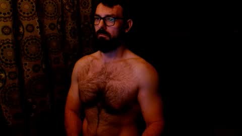 Snapshot of clrkcartwright chatting on 11-11-25, 05:57 Clark online show from 11-11-25, 05:57