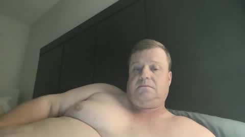 cmachen online show from 04-17-26, 02:25