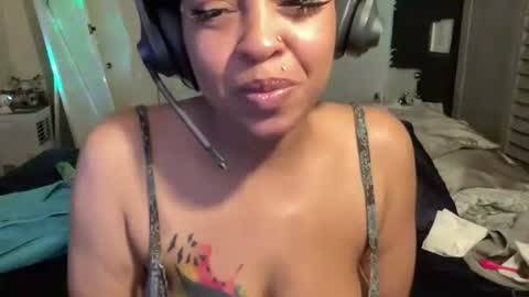 Snapshot of cocanutt_ chatting on 01-31-25, 03:52 CocaNutt online show from 01-31-25, 03:52