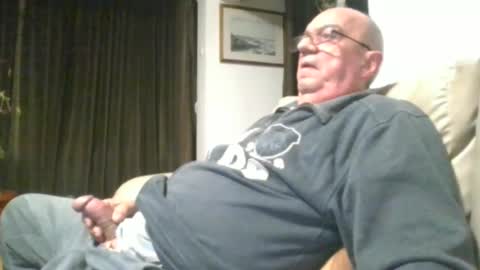 cock9635 online show from 12-31-24, 06:02