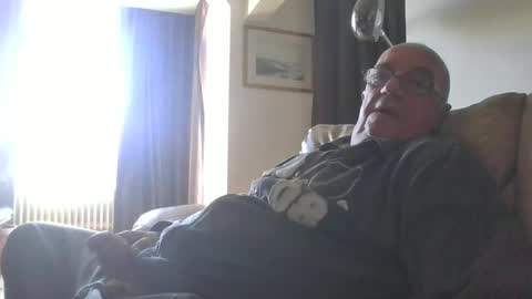 cock9635 online show from 01-01-25, 09:17