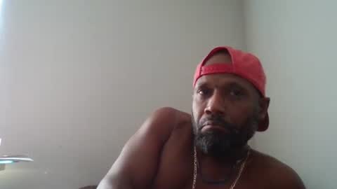 Snapshot of cockslanger39 chatting on 11-06-25, 05:25 Cockslanger39 online show from 11-06-25, 05:25