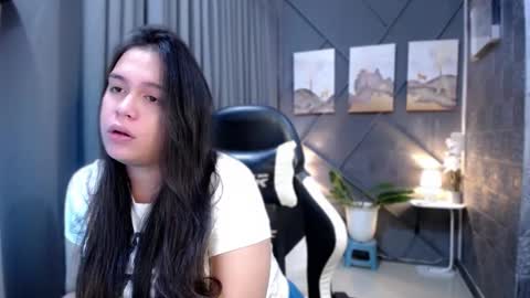 Snapshot of cocky_samantha chatting on 02-03-25, 11:42 Samantha samm online show from 02-03-25, 11:42