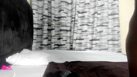 Snapshot of coco_leila chatting on 02-09-25, 03:11 coco_leila online show from 02-09-25, 03:11