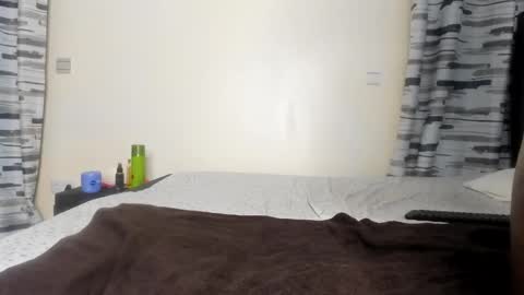 Snapshot of coco_leila chatting on 03-12-25, 02:56 coco_leila online show from 03-12-25, 02:56