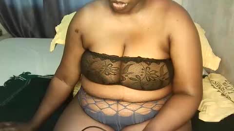 Snapshot of coco_vibes chatting on 04-08-26, 12:49 Zuri online show from 04-08-26, 12:49