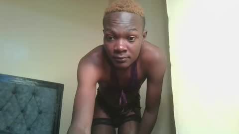 Snapshot of cocoa_kiss1 chatting on 01-22-25, 08:29 Cocoa online show from 01-22-25, 08:29