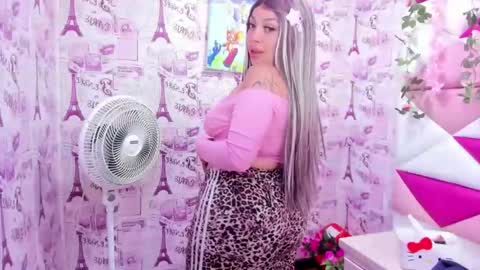 Cocoo  online show from 03-19-26, 02:48