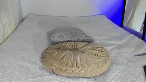 Snapshot of coddy_fit chatting on 10-09-25, 02:09 cody online show from 10-09-25, 02:09