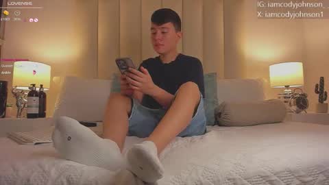 Snapshot of cody_johnsonn_ chatting on 10-14-25, 07:47 CODY online show from 10-14-25, 07:47