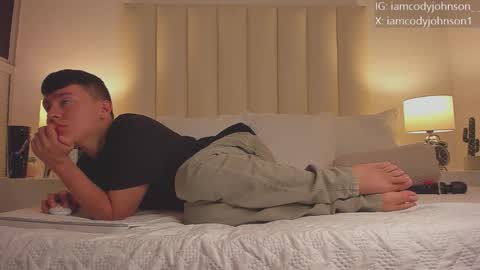 Snapshot of cody_johnsonn_ chatting on 10-30-25, 08:20 CODY online show from 10-30-25, 08:20
