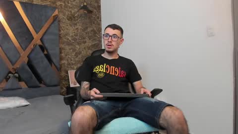 Cody Walker online show from 01-28-25, 05:14