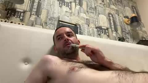 Snapshot of colambus555 chatting on 10-18-25, 04:30 colambus555 online show from 10-18-25, 04:30