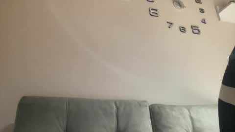 colambus83 online show from 02-14-26, 07:54