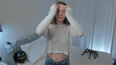 Carry online show from 10-31-25, 01:17