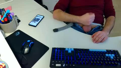 cold eyes 86 online show from 10-30-25, 09:55