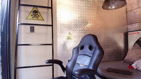 ColeThunder online show from 01-23-25, 07:29